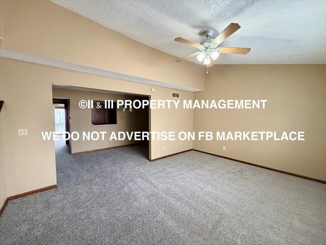 Photo - 1424 E Mart-Way Cir