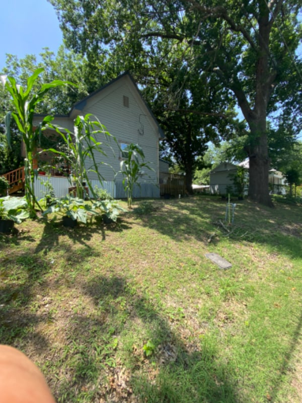 Photo - 221 S Main St