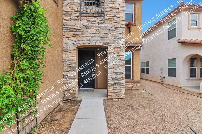 7004 S Catchfly Ct