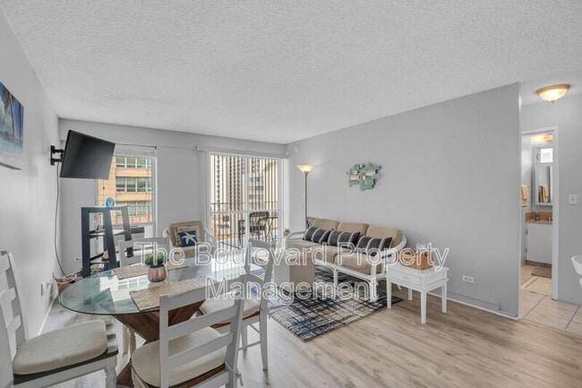 Photo - 2575 Kuhio Ave.