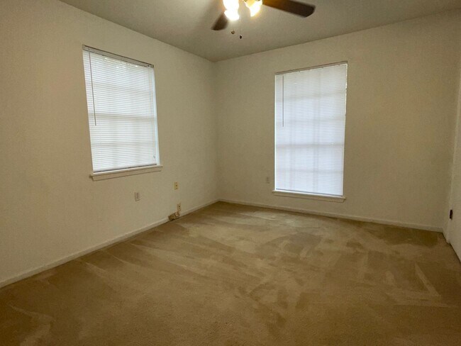 Photo - Spacious Home in Country Club Estates