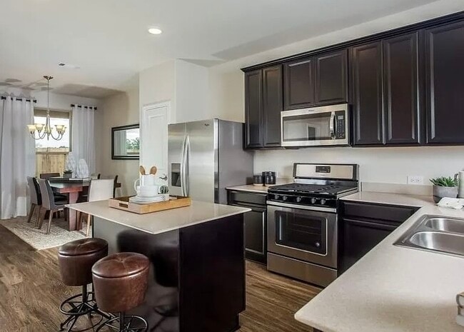 Photo - 10473 Pineland Dr