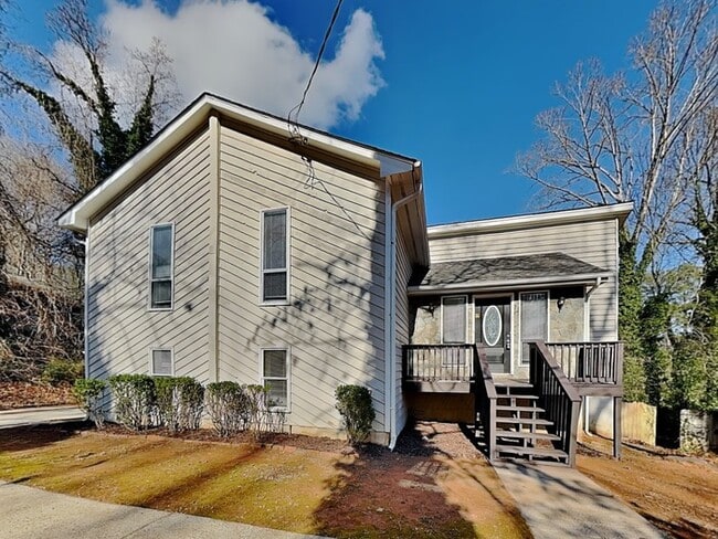 Building Photo - 7163 Whitfield Dr