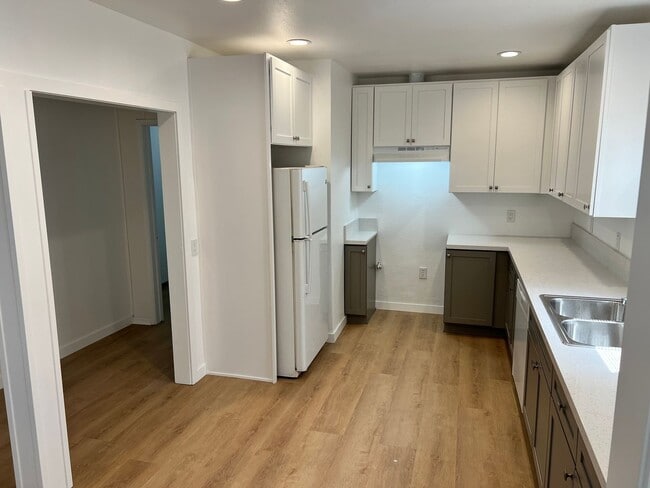Photo - 9532 1/2 Cedar Street Unidad 9532 1/2
