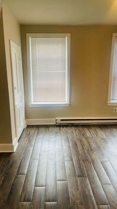 Photo - 263 S 62nd St