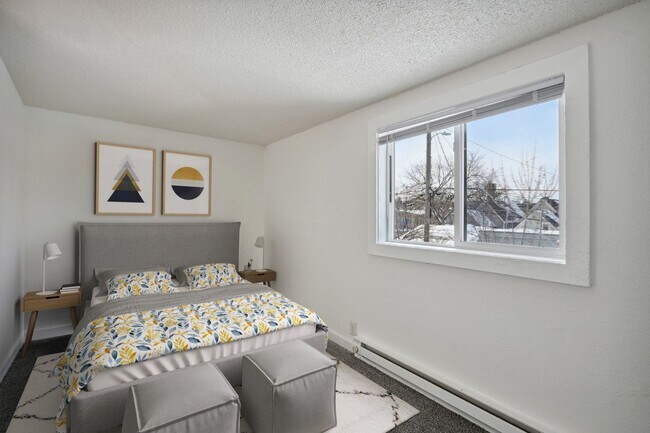 Photo - 2704 Garfield Ave Unit 4