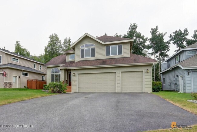 Stunning home conviently located by Eagle ... - Stunning home conviently located by Eagle ...