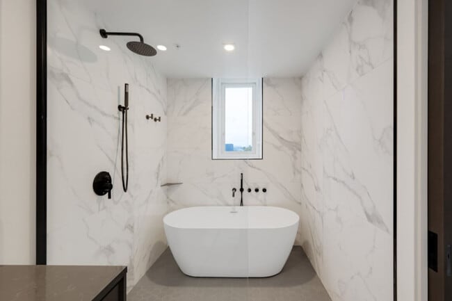 Photo - 952 Johnson St Unit ID1223064P