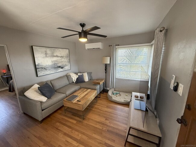 Building Photo - 3078 Juniper St Rental