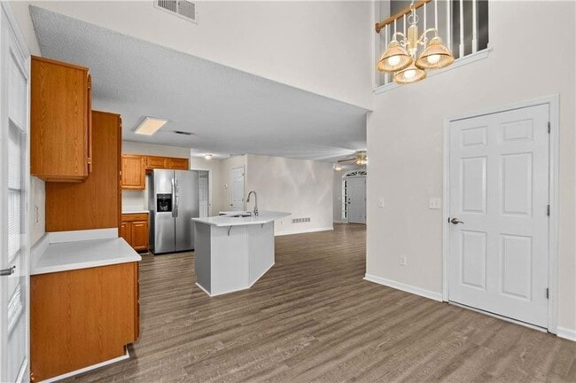 Photo - 2155 Southbrook Ridge NW