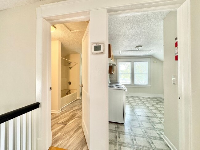 Photo - Adorable 2 Bedroom - Upstairs Unit Convenient to Downtown Greensboro & UNCG!