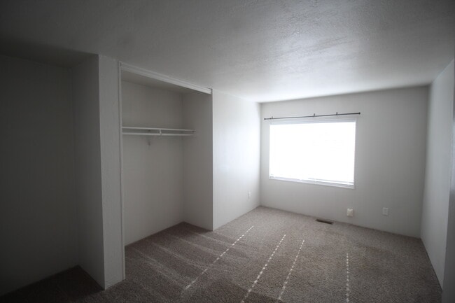 Photo - 5778 Stratton Ln