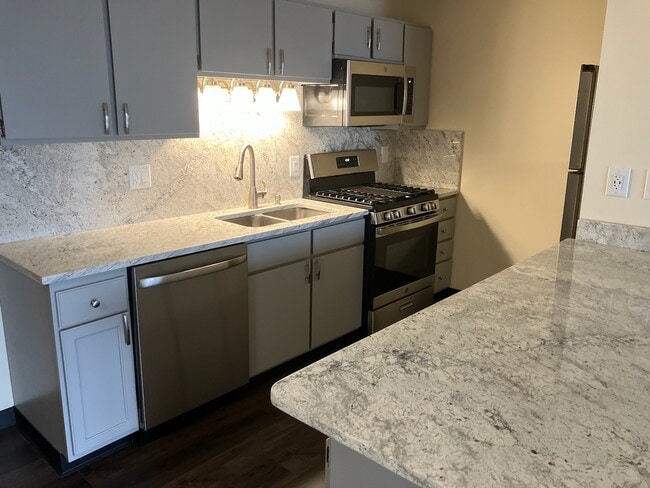 Portage Trail East Apartments