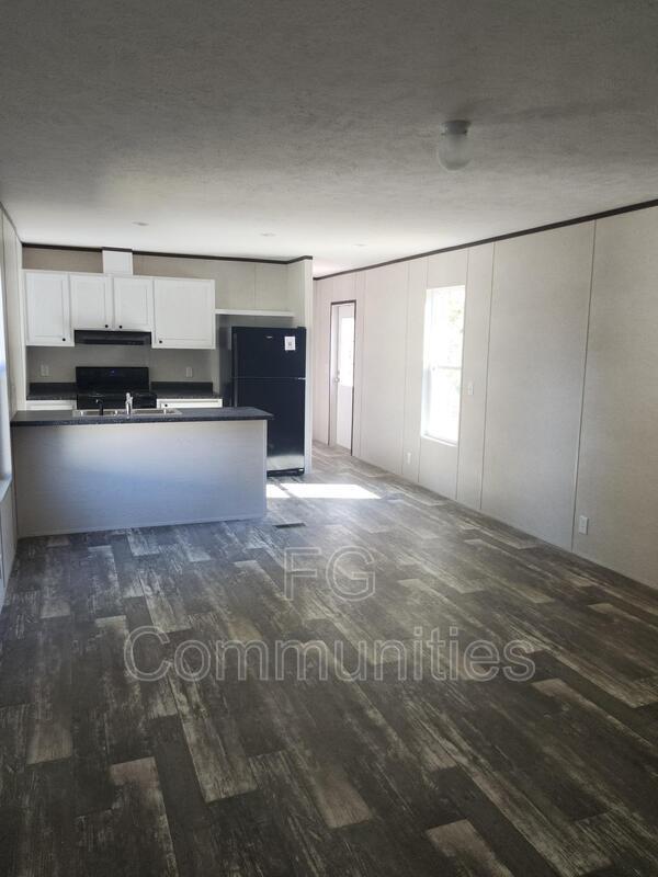 Photo - 711 Leasburg Rd