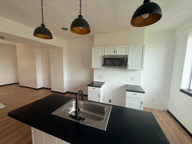 Photo - Newly Updated 2 Bedroom Home In the Southside!
