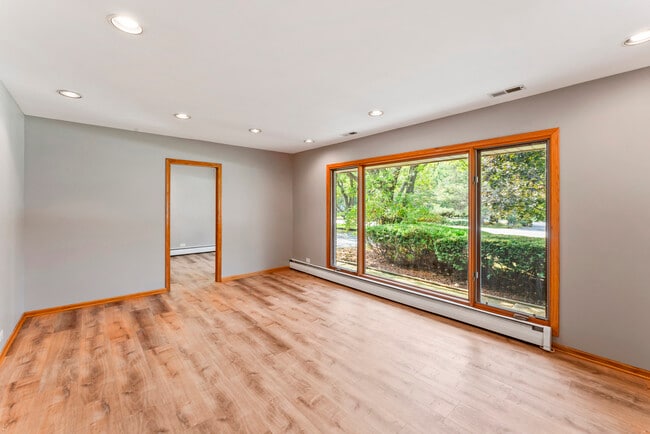 Photo - 2226 Shannondale Dr