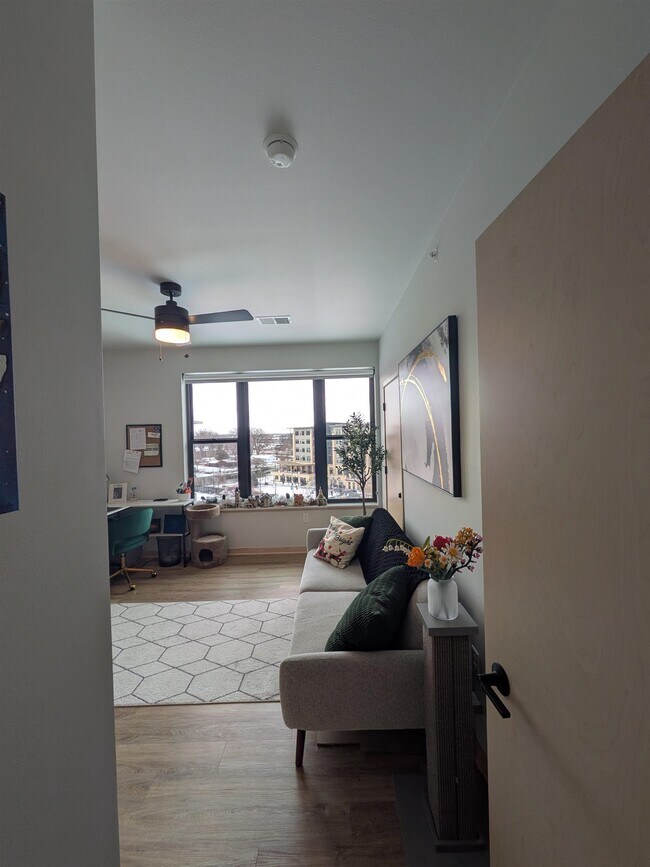 Photo - 6408 Bridge Rd