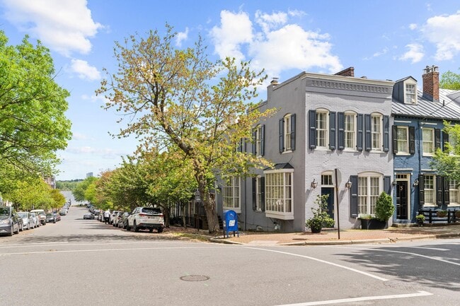 Photo - 400 S Lee St