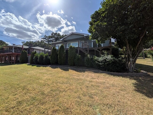 Photo - 72 Mayfair Dr