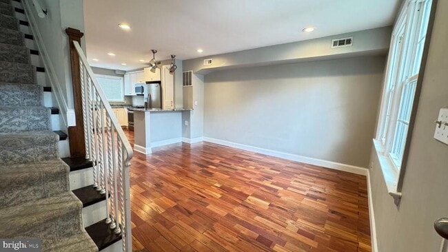 Photo - 814 S Oak St
