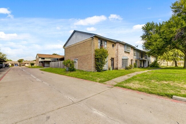Building Photo - 128 Goodson Dr Unit 128 Rental