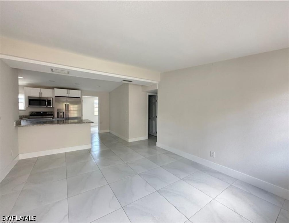 Photo - 2240 Estey Ave