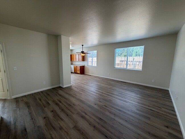 5910 Sapphire Ridge Ct