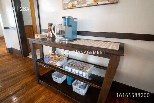 Photo - 1038 Crosby St NW Unit 3