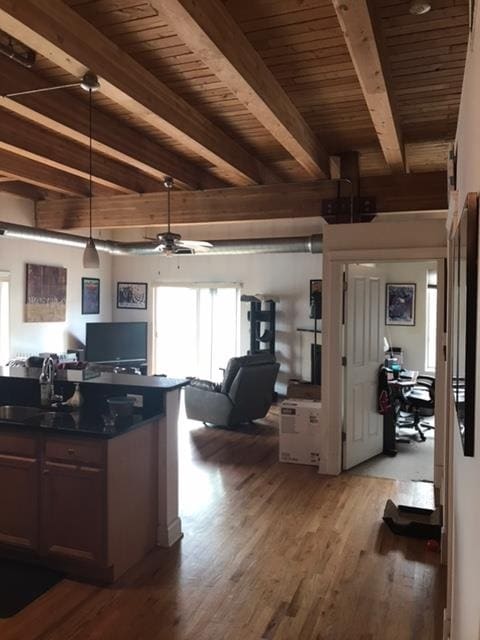 Building Photo - 500 N Damen Ave Unit Loft property