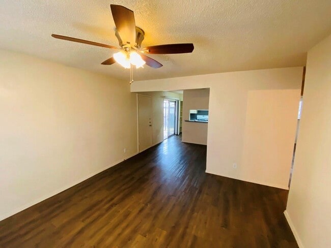1710 Ledgewood Dr