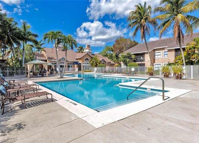 Photo - 15680 SW 106th Ln Unit 815