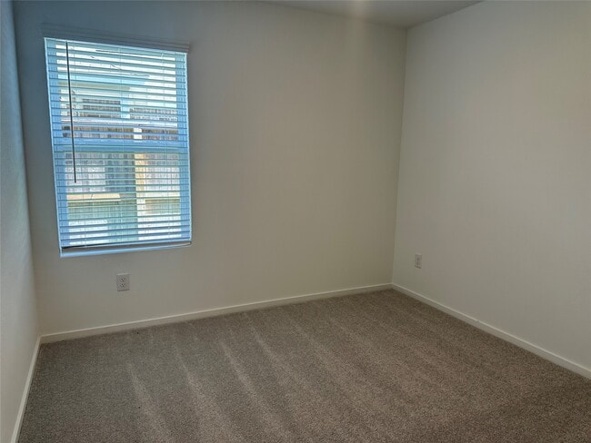 Building Photo - 31415 Pratola Serra Cir