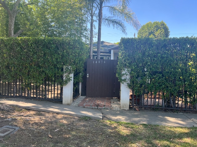 Building Photo - 14816 Covello St Rental