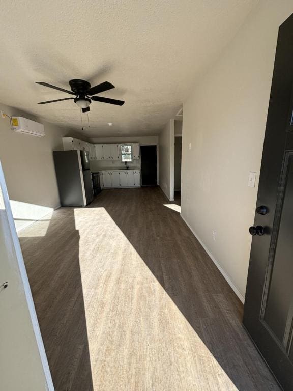 Photo - 702 Washington Ave