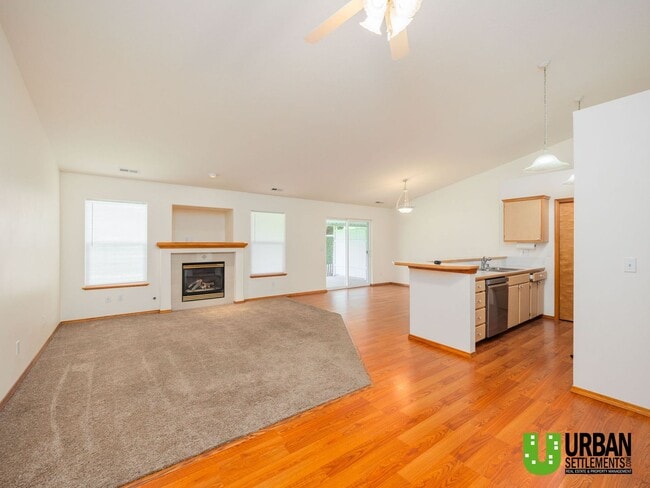 Photo - Spacious 2 Bed, 2 Bath Duplex with Large Fenced Yard in Spokane Valley