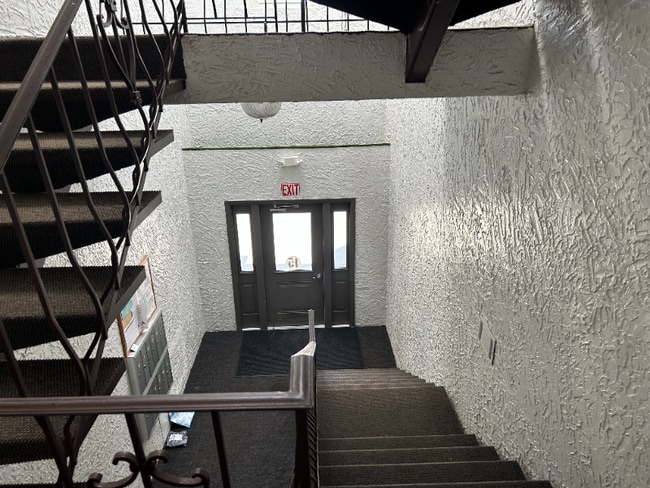 Photo - 15 Shadowbrook Ln Unit 15