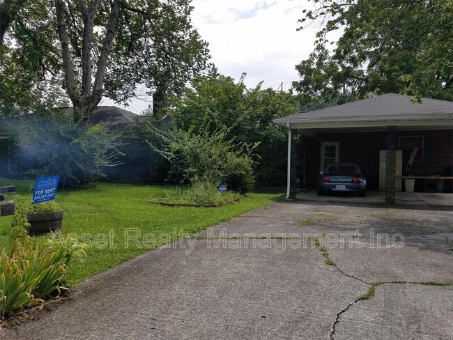 Photo - 102 Eastwood Dr
