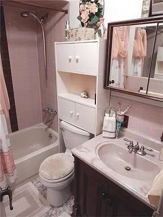 Photo - 46 Highview Dr