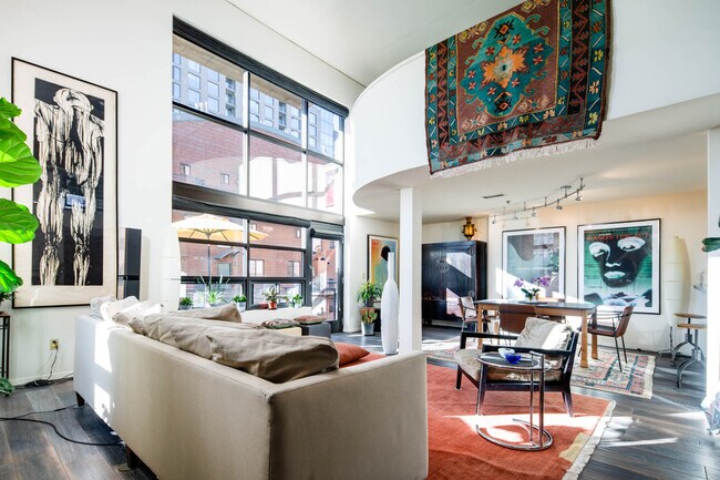 Photo - 930 Acoma St Unit 212