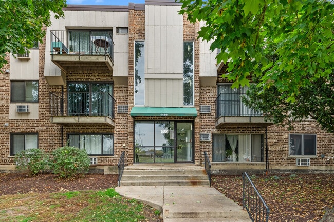 Building Photo - 1489 N Winslowe Dr Unit 303