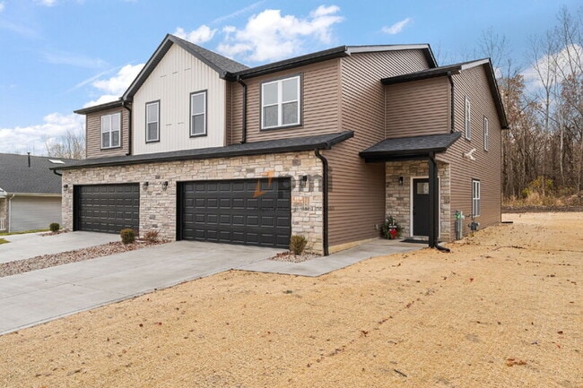 Photo - 5788 Adams St