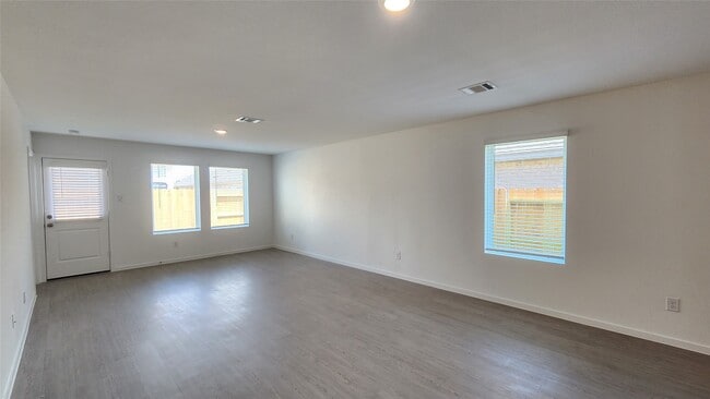 Photo - 3064 Dawn Sound Dr