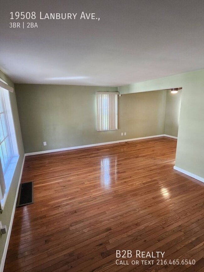 Photo - 19508 Lanbury Ave