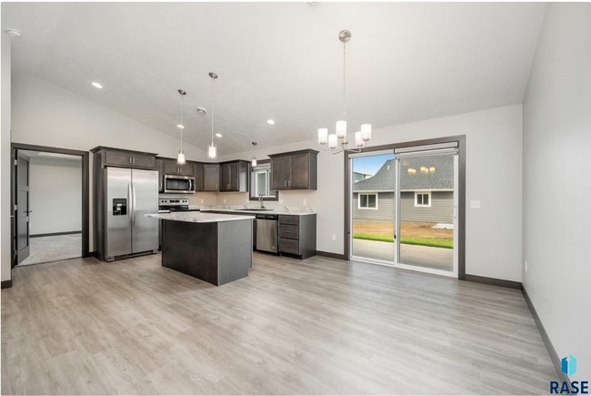 Photo - 4603 W 35th St N