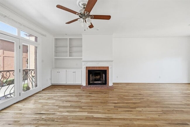 Photo - 1626 Palma Plaza Unit 9