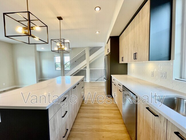 Photo - 147-4025 Gellatly Rd