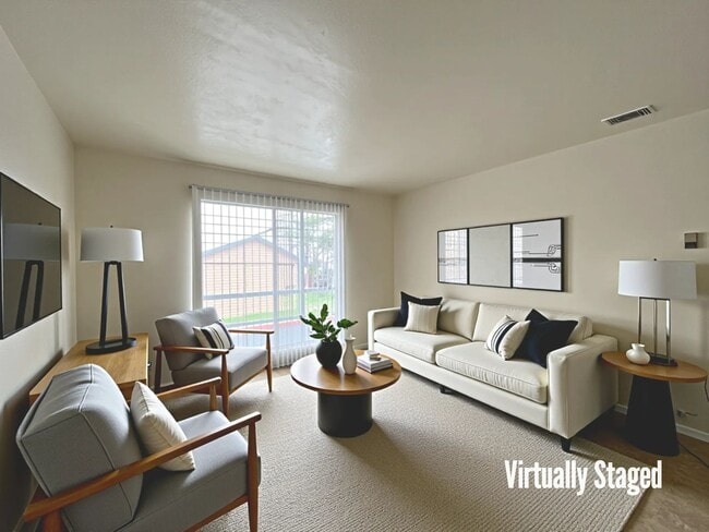 Photo - 4304 Lake Rd Unidad D