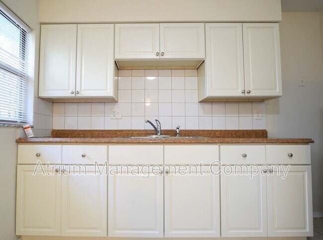 Photo - 405 Andes Ave