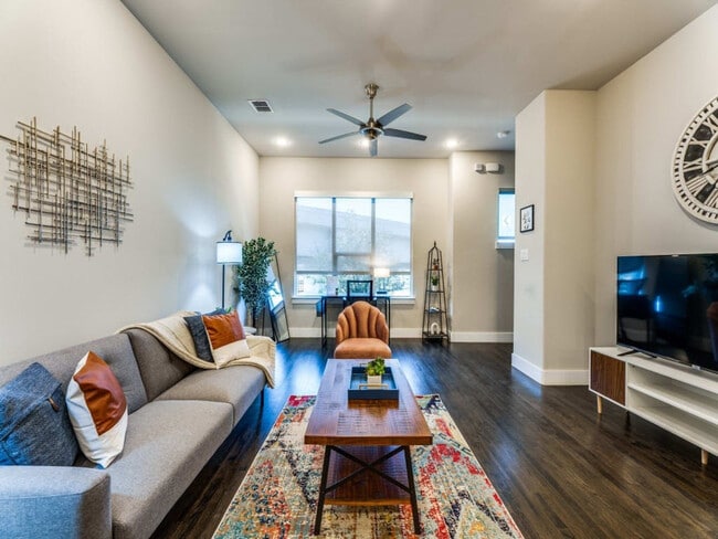 Photo - 3025 Clamath Dr Unidad ID1035252P