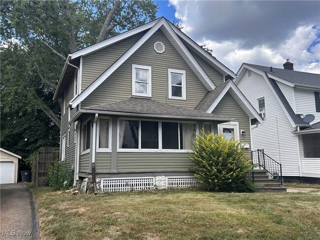 Building Photo - 1438 Redwood Ave Rental